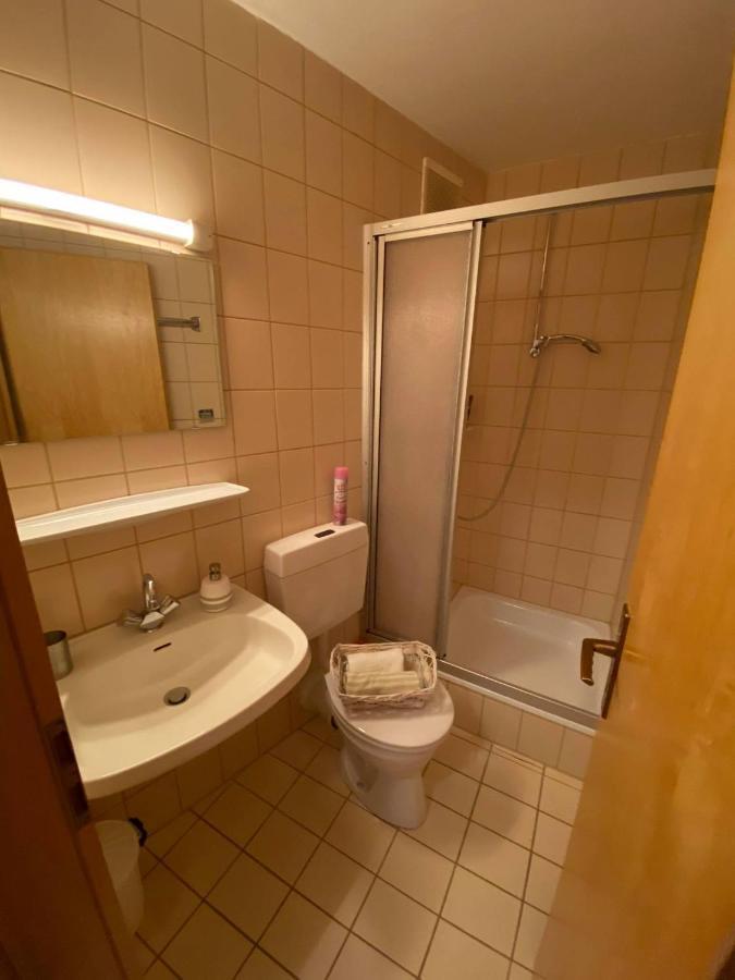 Eisenstein Apartment *